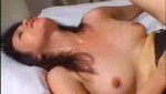 マングリ返しでオマ○コの奥までピストンされてもの凄い表情で喘ぎまくる巨乳熟女
